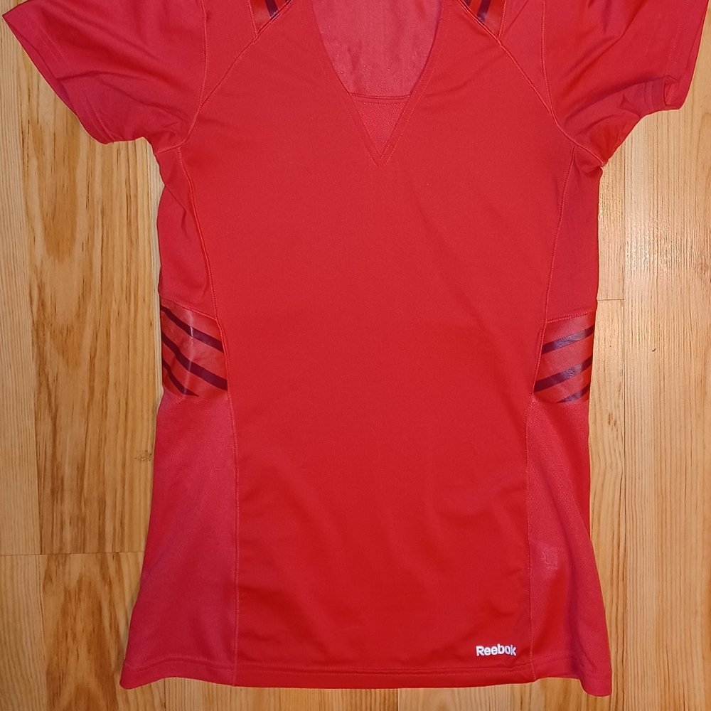 Ladies Reebok Top - Picture 3 of 3
